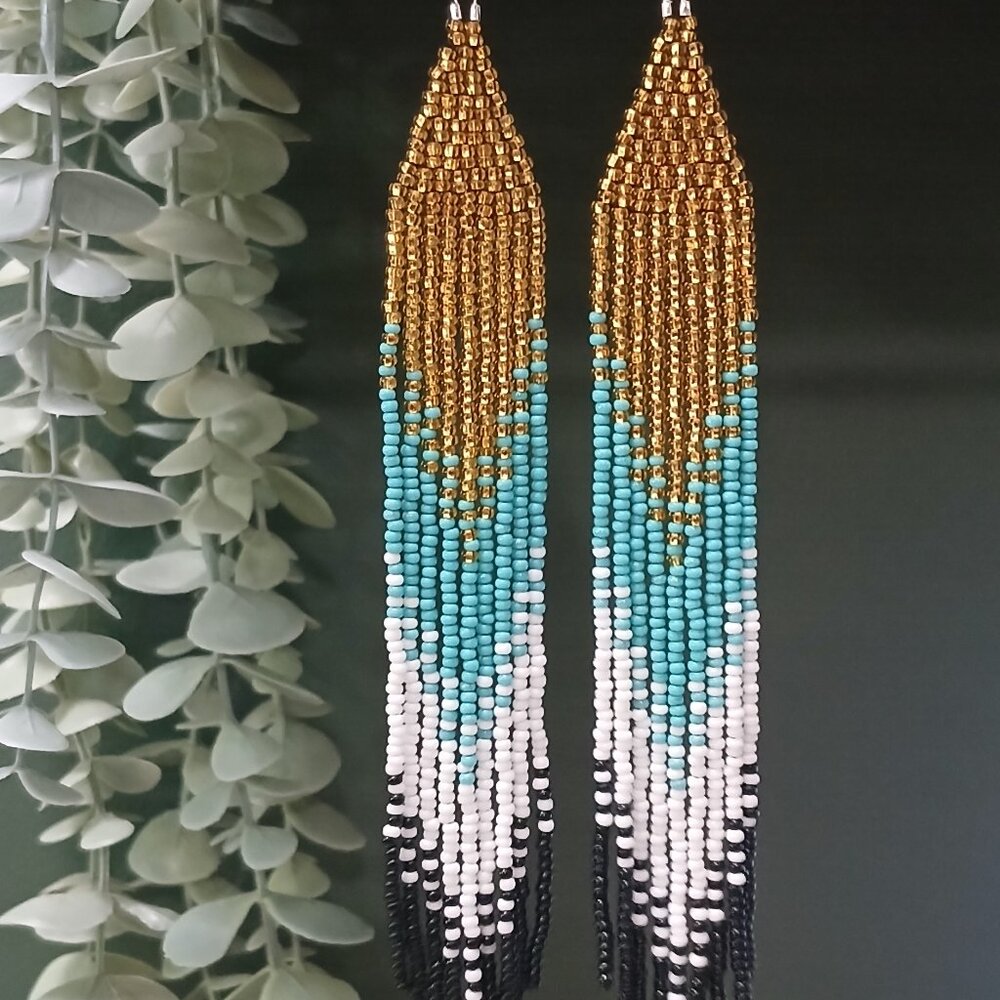Handmade indigenous beadwork - fringe earrings